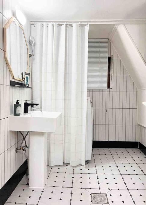 Apartment Timeless Hanok In Jamsil Serenity Seoul